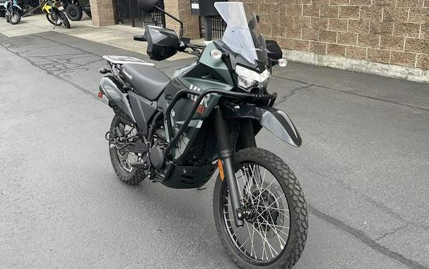 2025 Kawasaki KLR®650 Metallic Matte Old School Green