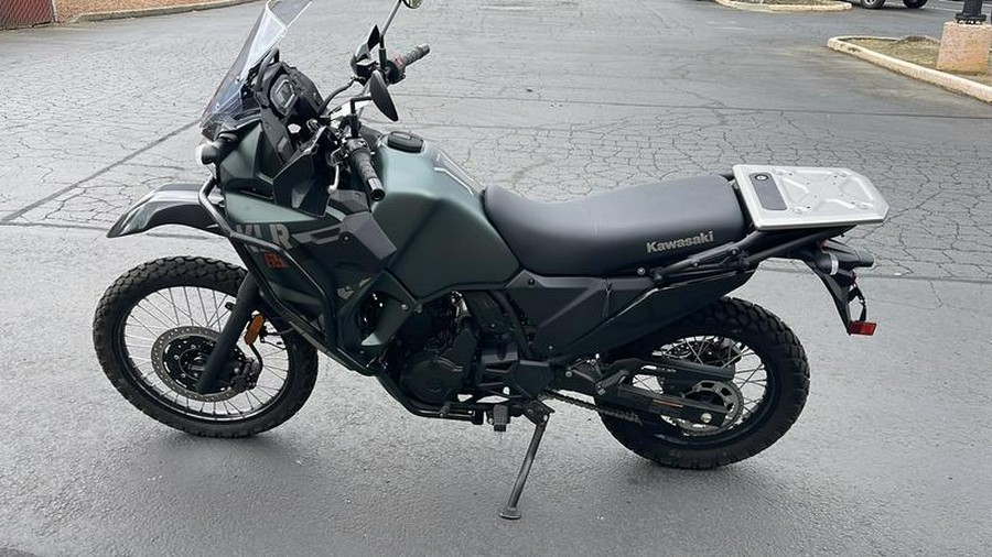2025 Kawasaki KLR®650 Metallic Matte Old School Green