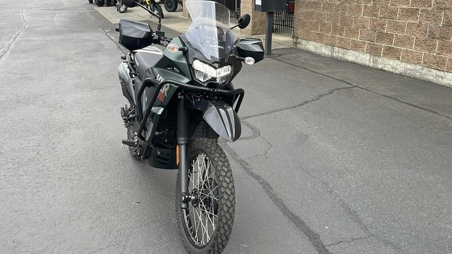 2025 Kawasaki KLR®650 Metallic Matte Old School Green