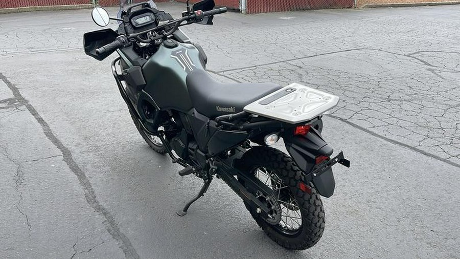 2025 Kawasaki KLR®650 Metallic Matte Old School Green