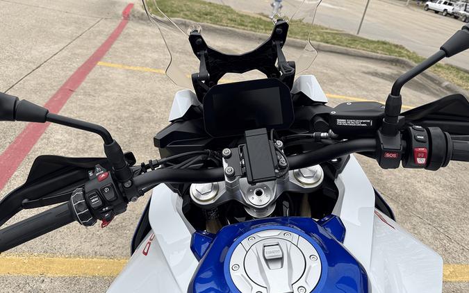 2026 BMW F 900 XR