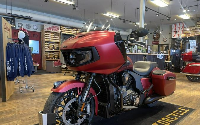 2024 Indian Motorcycle® Challenger® Dark Horse® w/PowerBand Audio Pkg Sunset Red Smoke