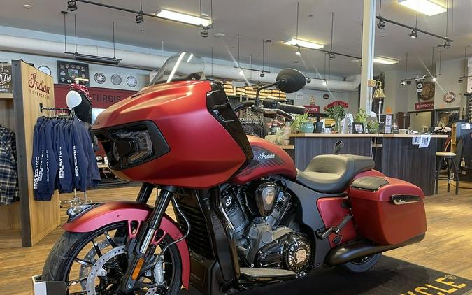 2024 Indian Motorcycle® Challenger® Dark Horse® w/PowerBand Audio Pkg Sunset Red Smoke