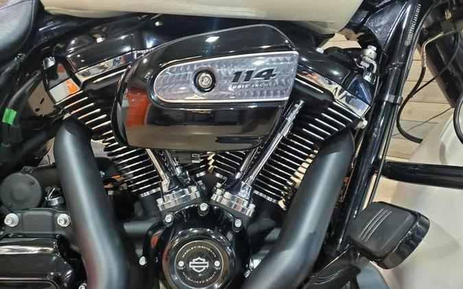 2019 Harley-Davidson® FLHRXS - Road King® Special