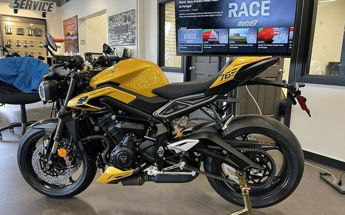 2025 Triumph Street Triple 765 RS Cosmic Yellow
