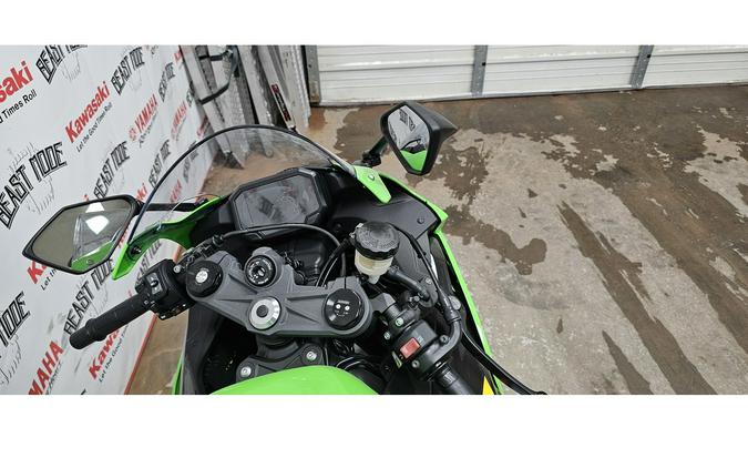 2025 Ninja® ZX™-6R ABS KRT Edition - Kawasaki