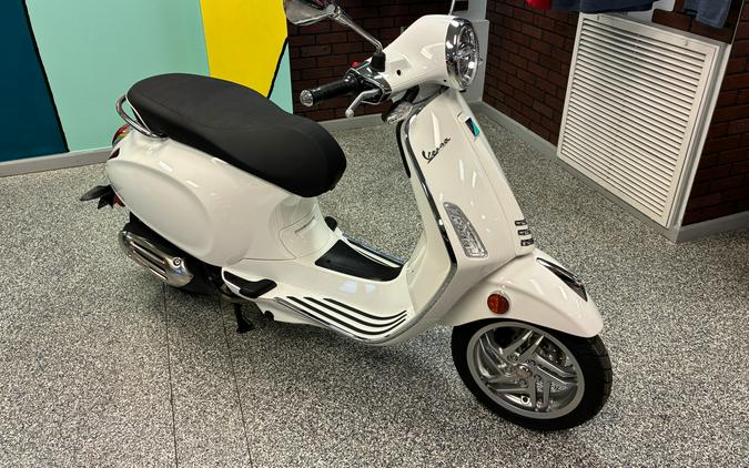 2027 Vespa Primavera 50
