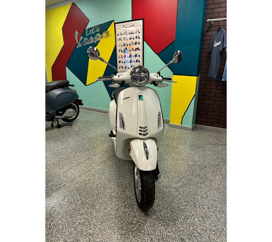 2027 Vespa Primavera 50