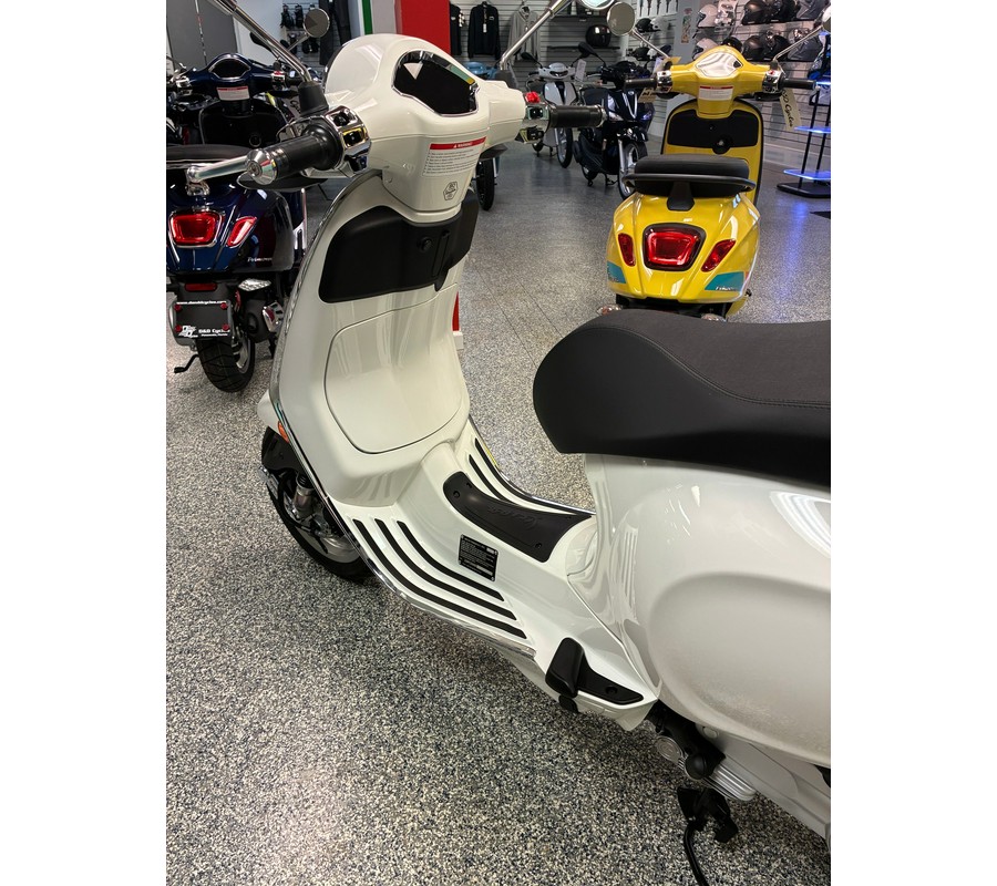 2027 Vespa Primavera 50