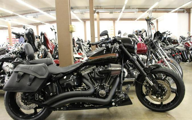 2016 Harley-Davidson® FXSE - CVO™ Pro Street Breakout®