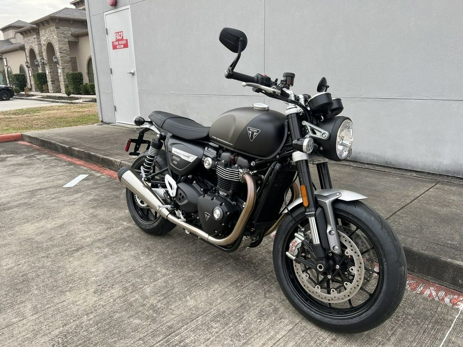 2024 Triumph Speed Twin 1200 Matte Ironstone/Matte Storm Grey