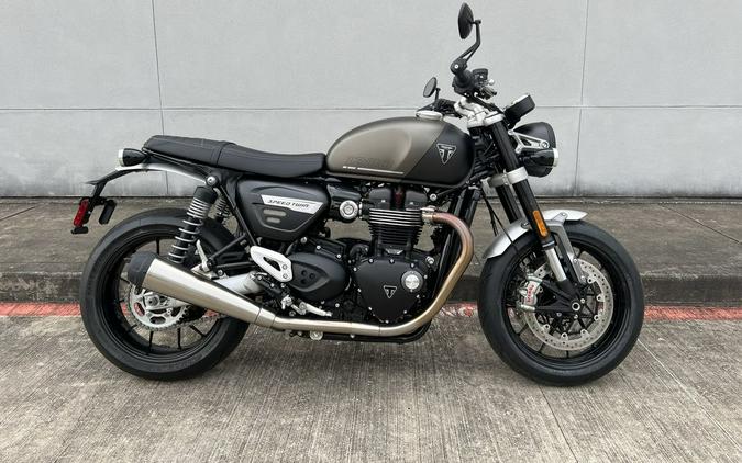 2024 Triumph Speed Twin 1200 Matte Ironstone/Matte Storm Grey