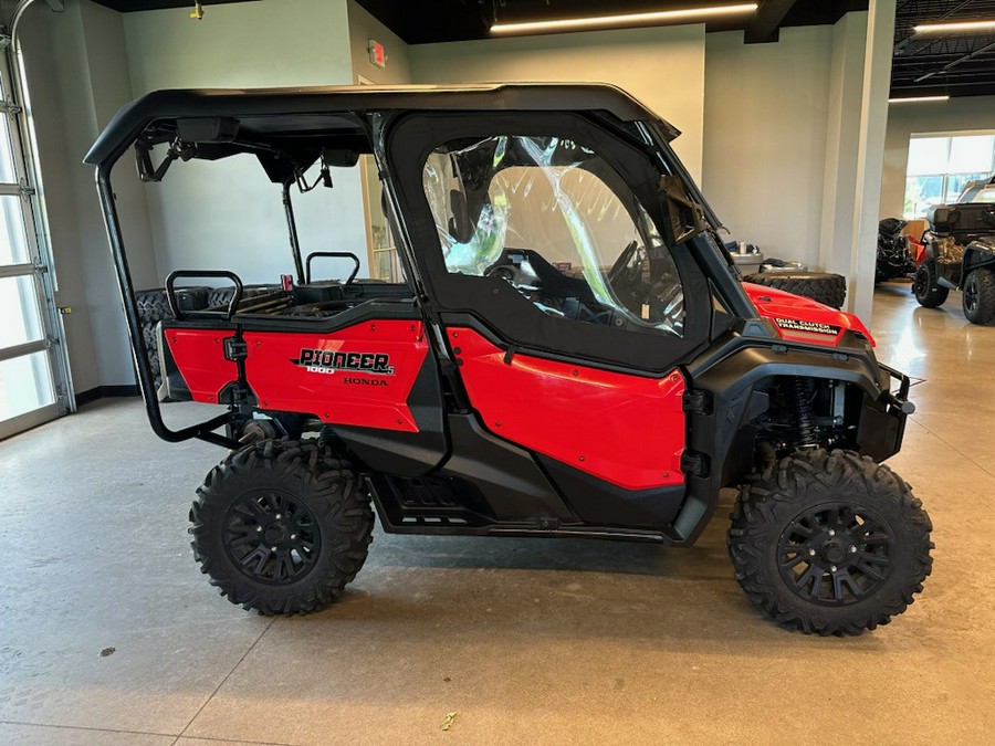 2021 Honda Pioneer 1000-5 Deluxe