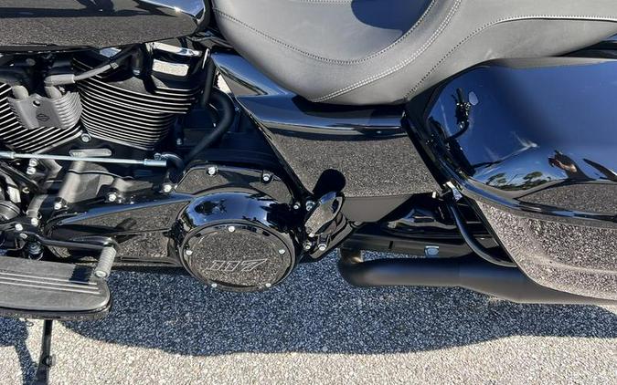 2025 Harley-Davidson® FLTRX - Road Glide®