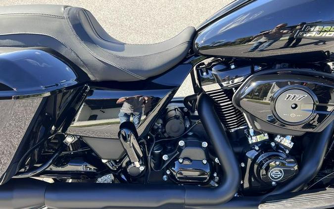 2025 Harley-Davidson® FLTRX - Road Glide®