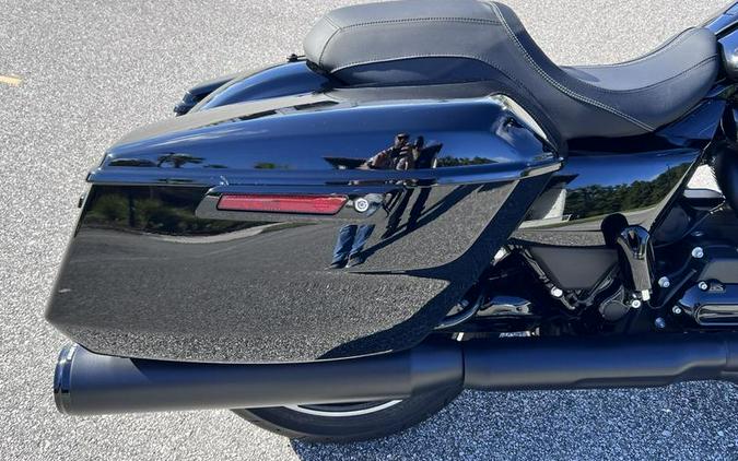 2025 Harley-Davidson® FLTRX - Road Glide®