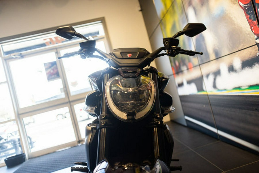 2026 Ducati XDiavel V4