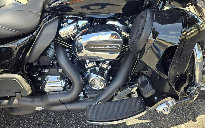 2021 Harley-Davidson® FLHTCUTG - Tri Glide® Ultra