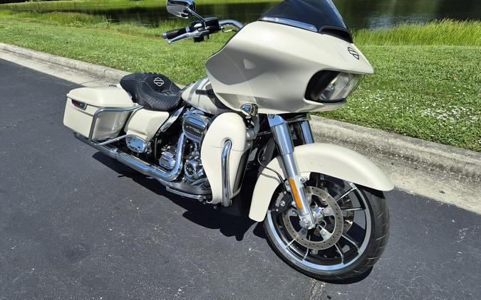 FLTRX 2022 Road Glide