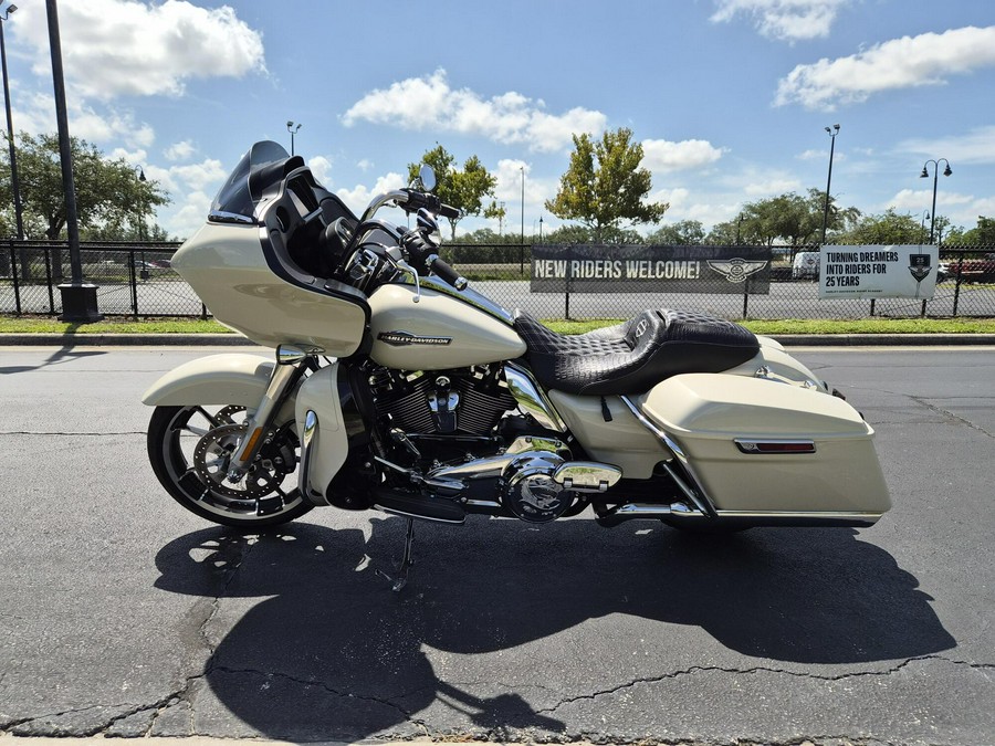 FLTRX 2022 Road Glide
