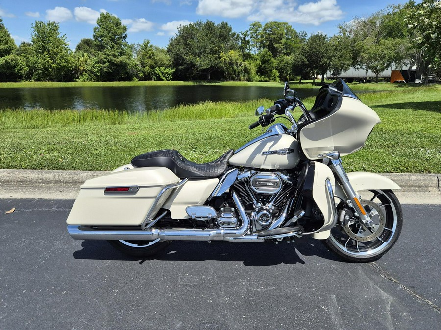 FLTRX 2022 Road Glide