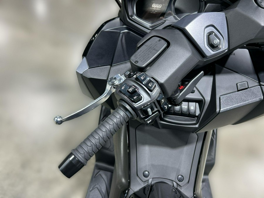 2026 Kymco AK 550I PREMIUM