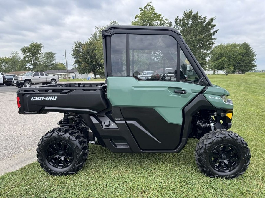 2025 Can-Am® Defender DPS CAB HD9 Compass Green