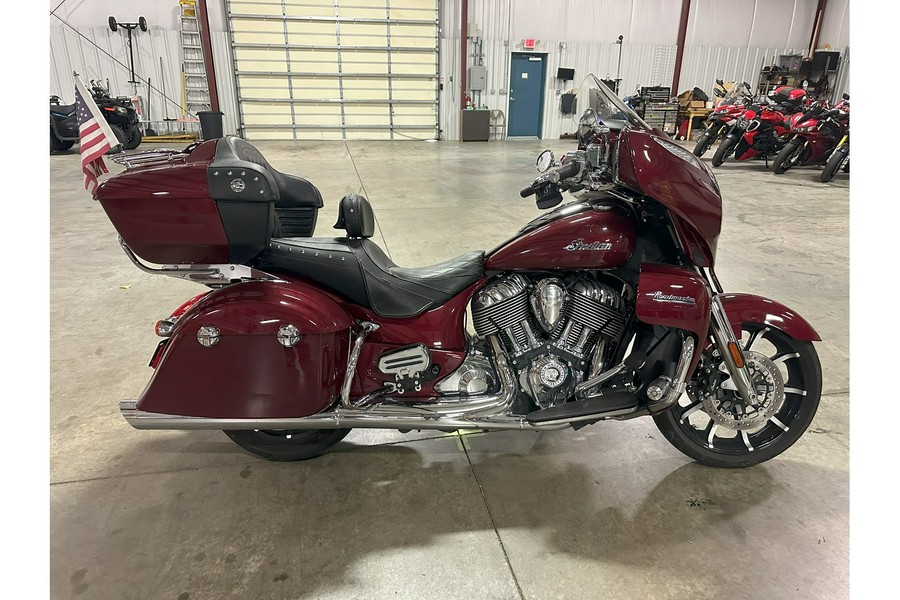 2017 Indian Motorcycle ROADMASTER, BURGUNDY METALLIC