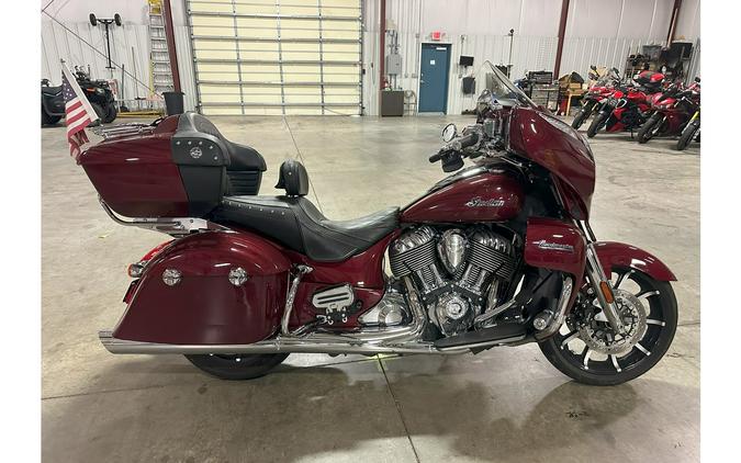 2017 Indian Motorcycle ROADMASTER, BURGUNDY METALLIC