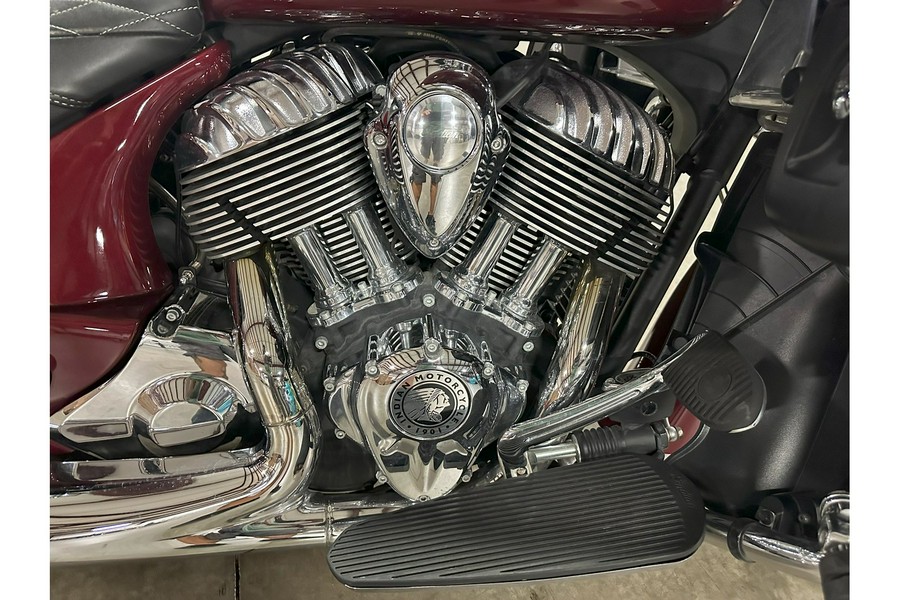 2017 Indian Motorcycle ROADMASTER, BURGUNDY METALLIC