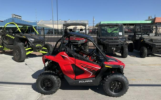 2025 Polaris RZR 200 EFI