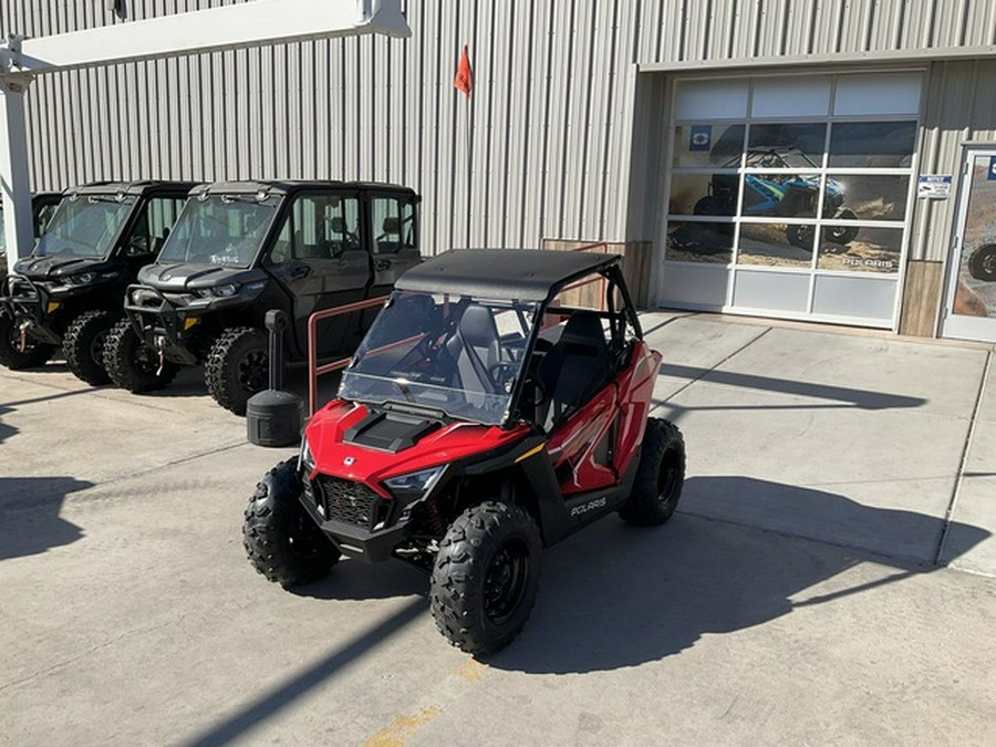 2025 Polaris RZR 200 EFI