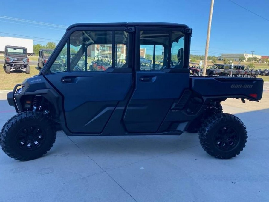 2026 Can-Am® Defender MAX XT CAB HD11 With 10.25 in.display