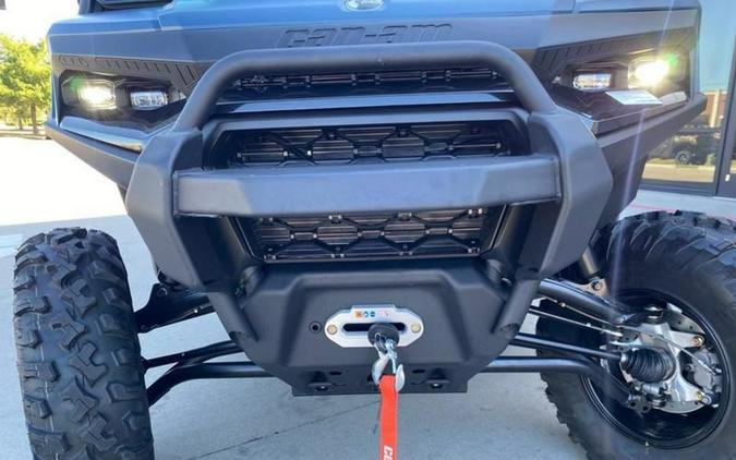 2026 Can-Am® Defender MAX XT CAB HD11 With 10.25 in.display