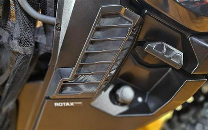 2026 Can-Am Defender MAX XT HD11