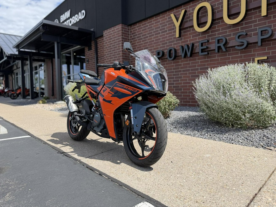 2023 KTM RC 390