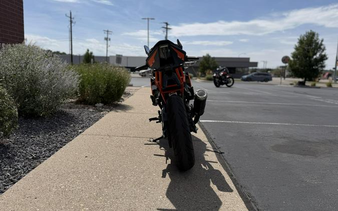 2023 KTM RC 390