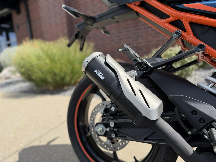 2023 KTM RC 390