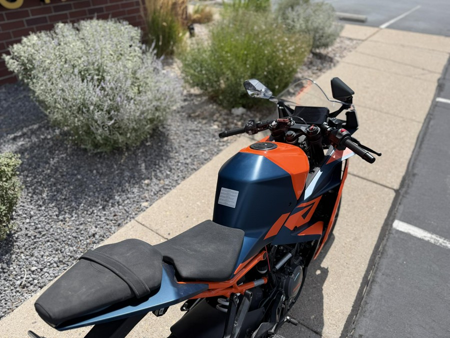 2023 KTM RC 390