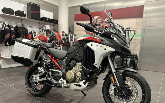 2024 Ducati Multistrada V4 Rally Travel Adventure Black