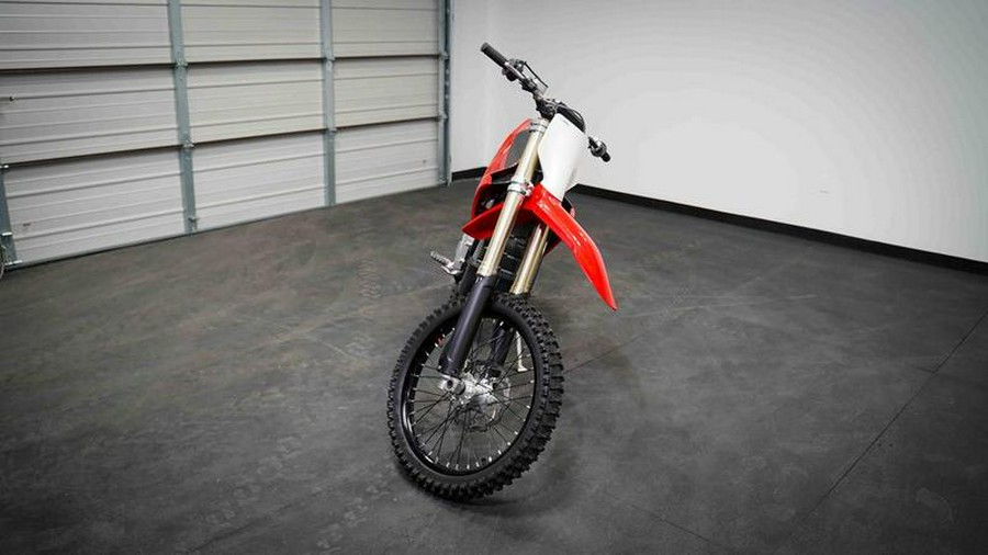 2024 Stark VARG Enduro 18"_60HP