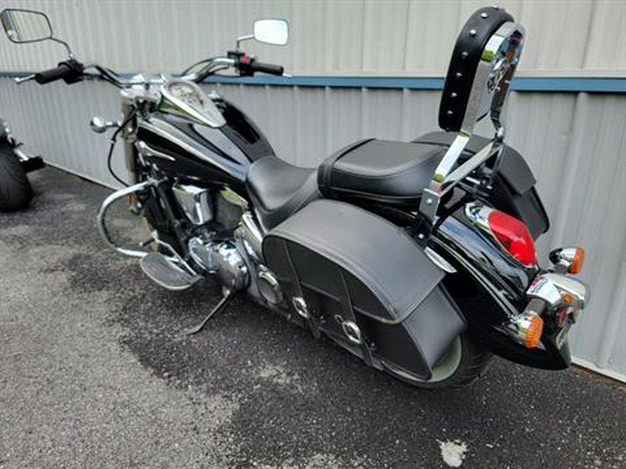 2011 Kawasaki Vulcan® 900 Classic SE