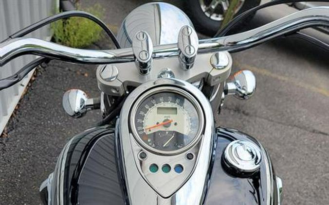 2011 Kawasaki Vulcan® 900 Classic SE