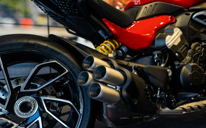 2025 Ducati Diavel V4