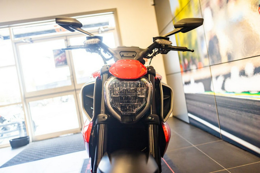 2025 Ducati Diavel V4