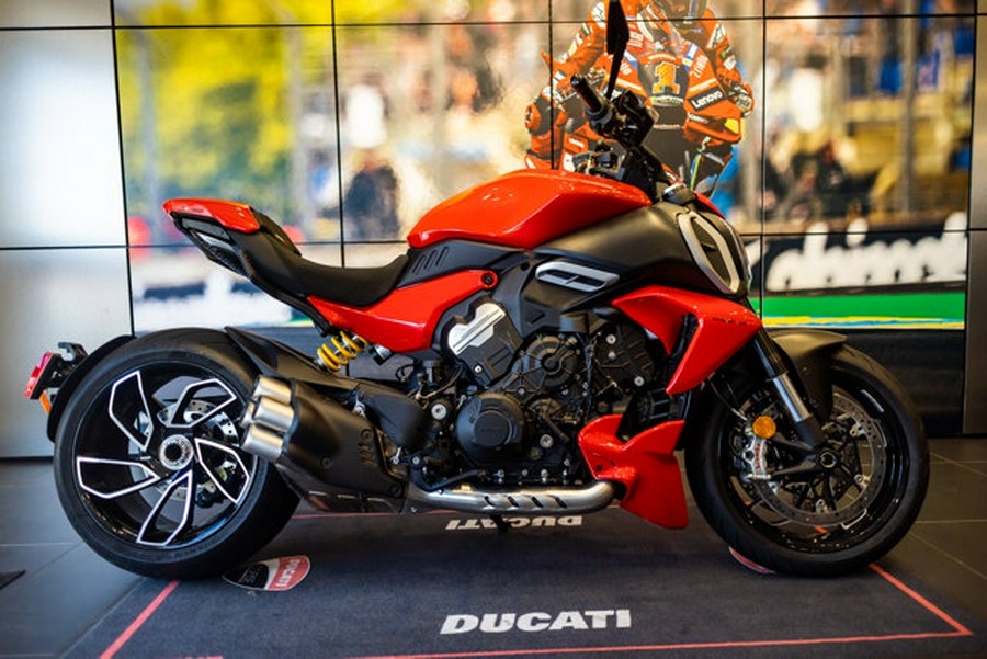 2025 Ducati Diavel V4