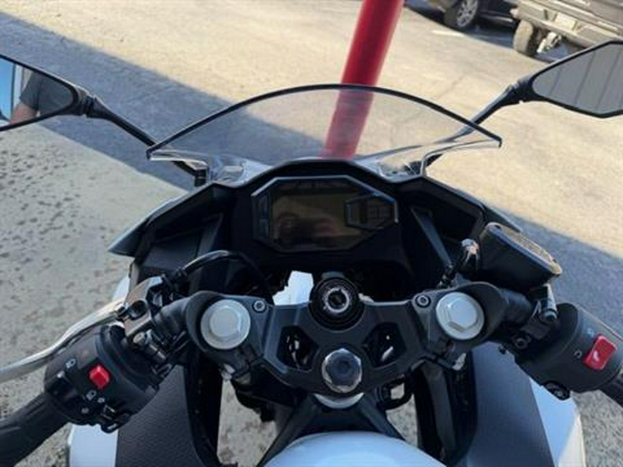 2025 Kawasaki Ninja 500 ABS