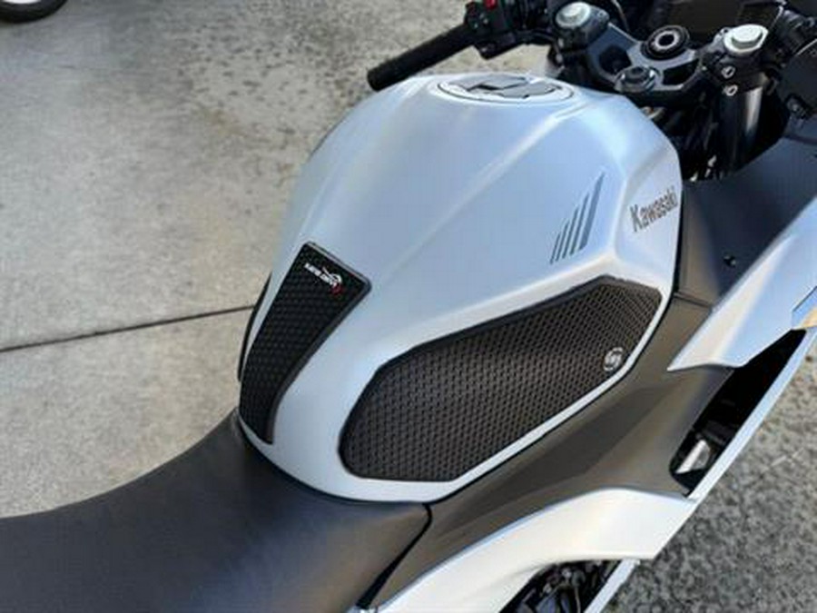 2025 Kawasaki Ninja 500 ABS