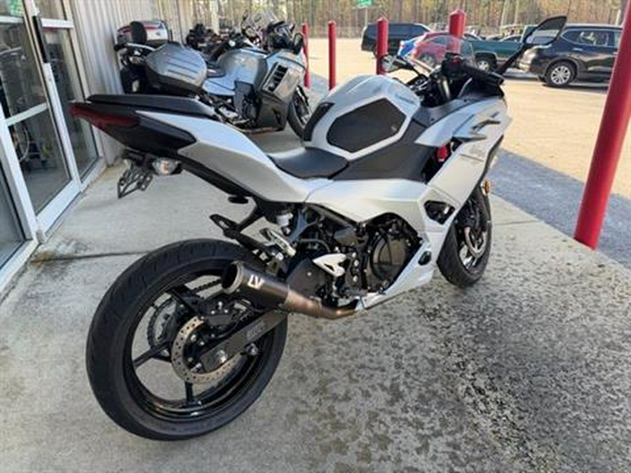 2025 Kawasaki Ninja 500 ABS