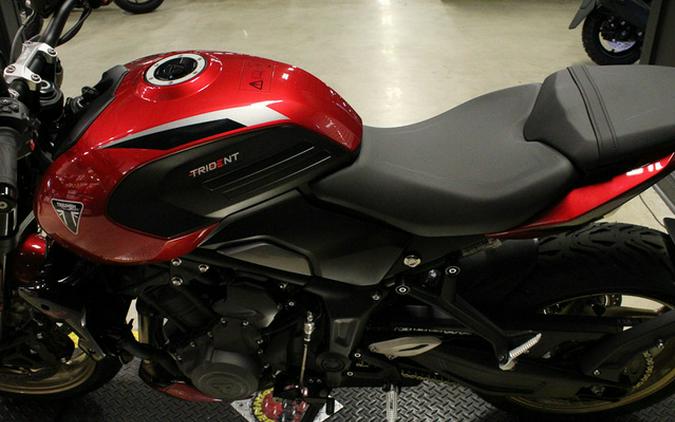 2026 Triumph Trident 800 Jet Black